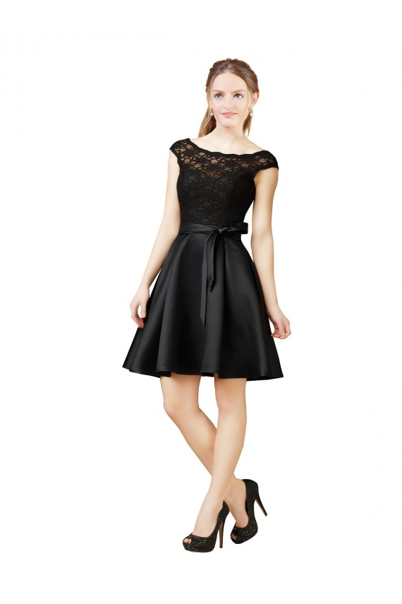 Negro línea A Ilusión Satén Encaje Corto Vestidos de dama de honor / Vestidos de cóctel